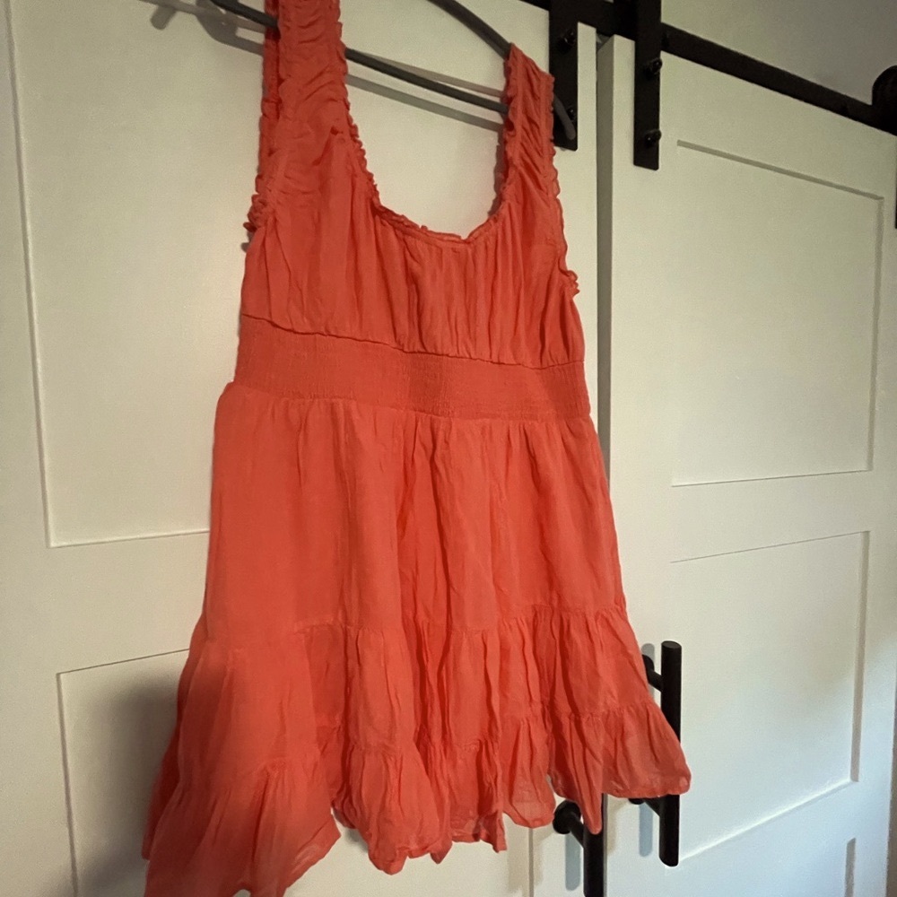 Women’s Coral Sleeveless Tiered Tank Top